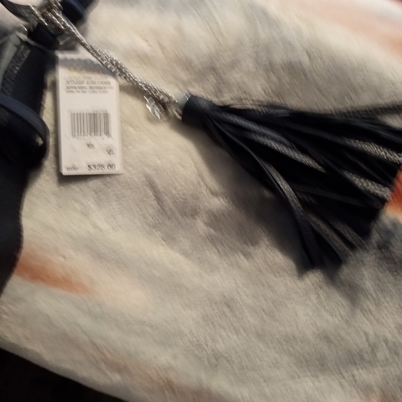 NWT MICHAEL KORS LEATHER AND SUEDE SHOULDER BAG - Picture 5 of 6